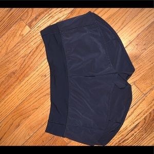 Black LULULEMON shorts- like new RESERVED